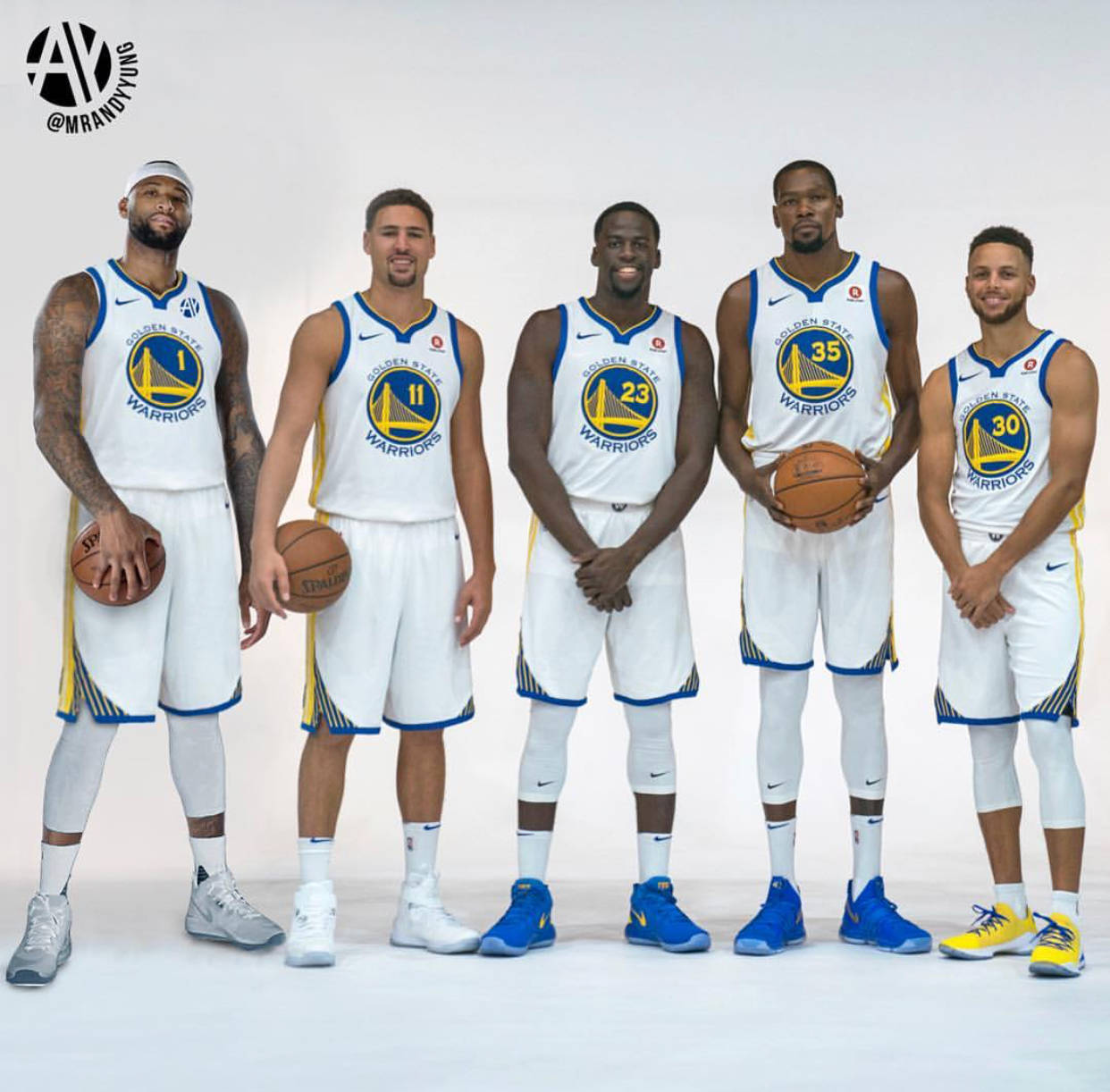 据交叉火力 据交叉火力