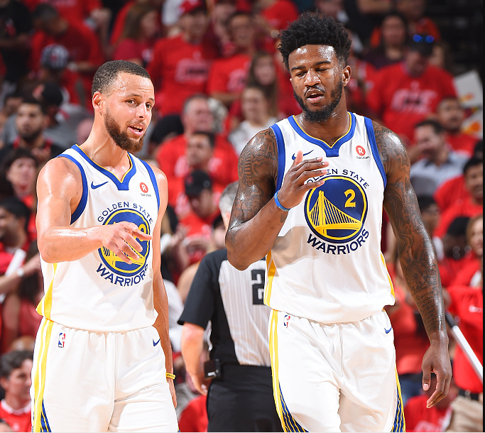 卫在出球一 卫在出球一